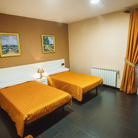 Rural El Pasil 2* Serradilla del Llano